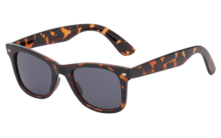 Kleine wayfarer zonnebril