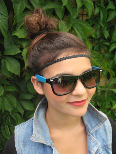 Zwart met blauwe wayfarer - sunlooper.be - billede 2